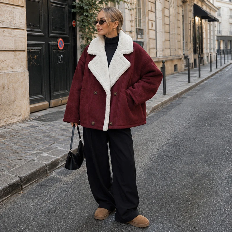 Street Fashion Winter 2026 - Cappotto Spesso da Donna alla Moda