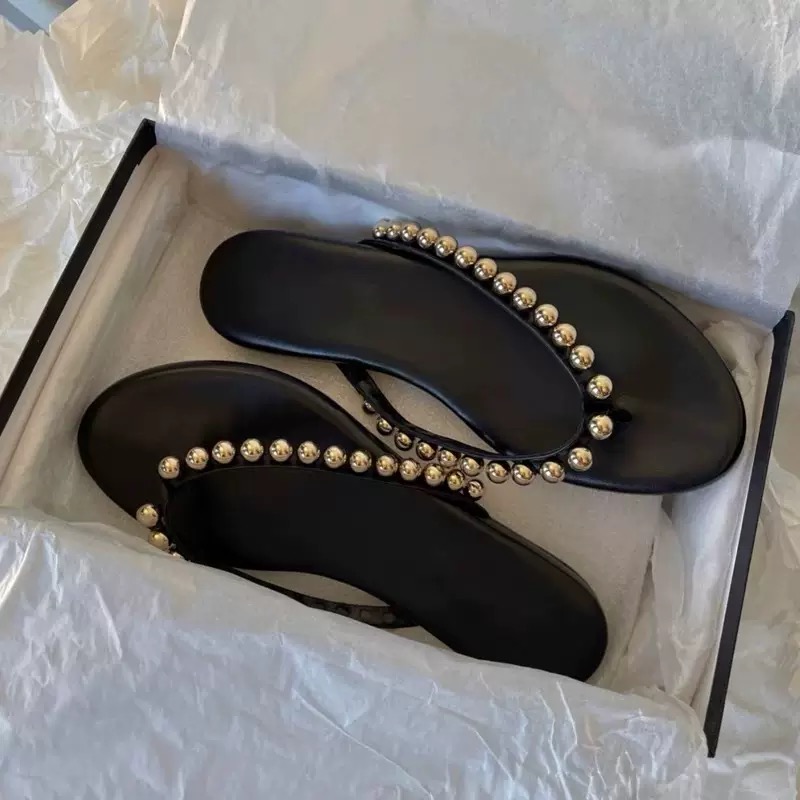 Street Fashion Walk - Nuove Ciabatte Estive 2026 da Donna