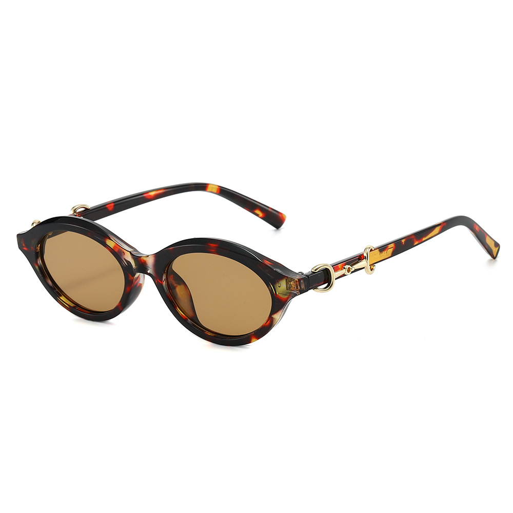 Nuovi Occhiali da Sole da Donn - Street Fashion Essentials recensione e prezzo
